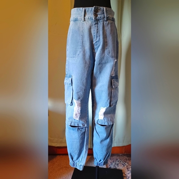 🍒 Shein Light Blue Stone Washed Distressed Denim Jeans - Picture 1 of 6